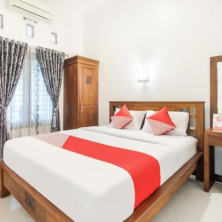 Oyo 3267 Omah Suryo Hotel Yogyakarta Ngoại thất bức ảnh