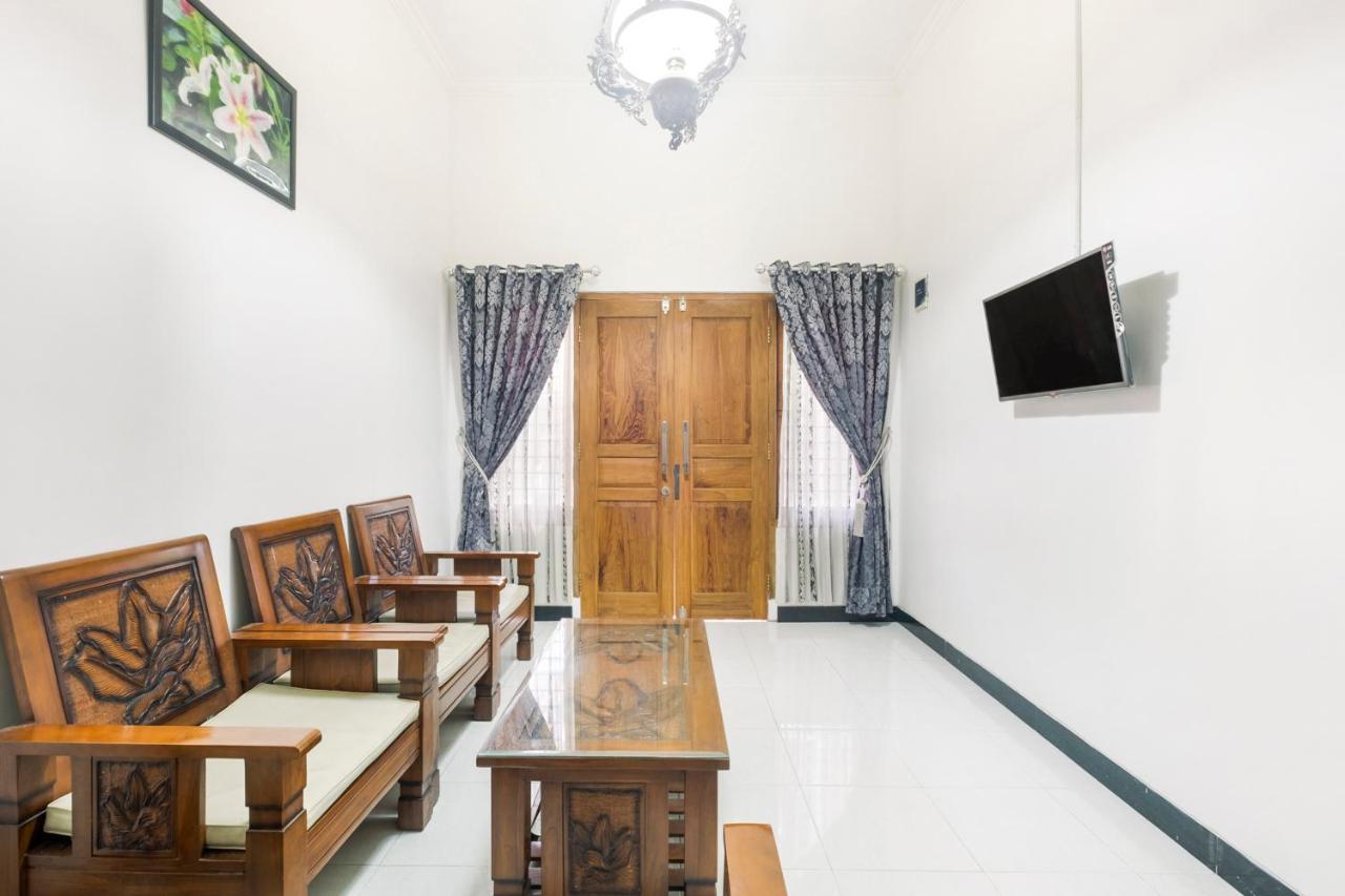 Oyo 3267 Omah Suryo Hotel Yogyakarta Ngoại thất bức ảnh